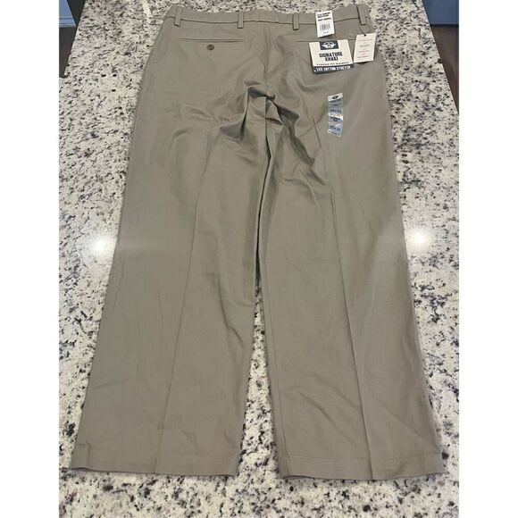 Dockers Men's Classic Fit Signature Lux Cotton Stretch Pants-Pleated - Picture 2 of 6